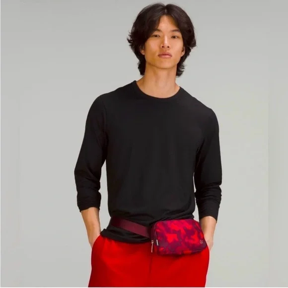 Lululemon Red Rabbit Camo Lunar New Year Everywhere Belt Bag Extended Strap - Picture 14 of 14